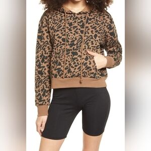 🌟 Women's Leopard Pattern Hoodie Sweater Nordstrom NWT Sz M